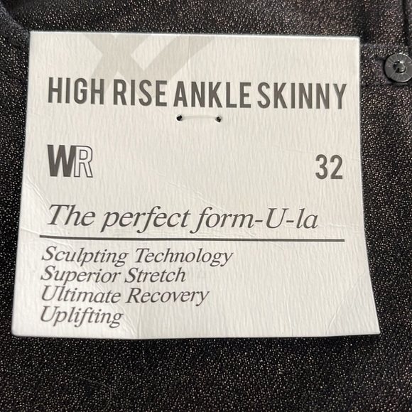 William Rast Sparkle Jeans - Picture 9 of 10